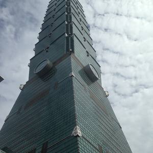 Taipei 101 from the bottom looking up