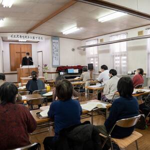 Keith preaches at Sunagawa Church
